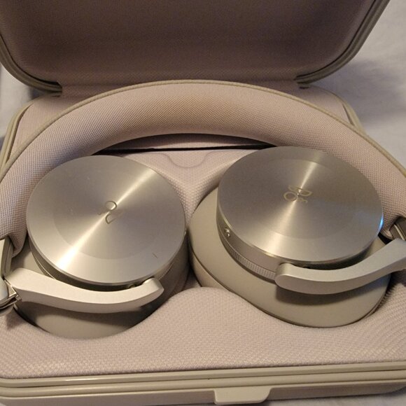 Bang & Olufsen Beoplay H95 - Picture 4 of 6